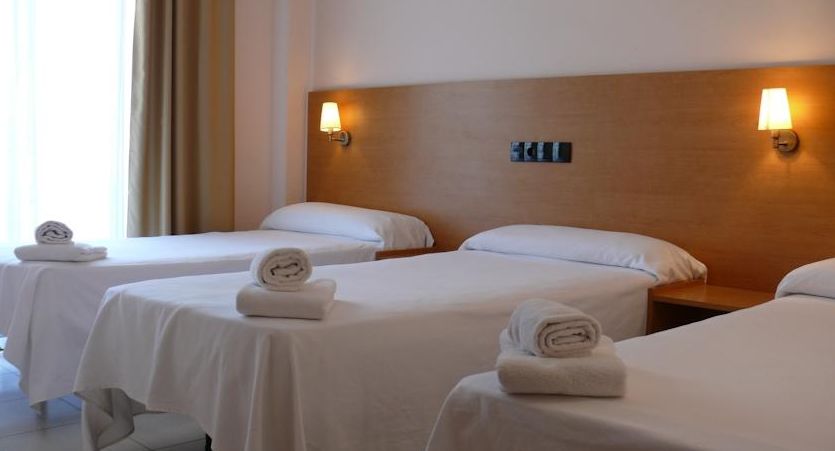 Bay Hotel Roses Kültér fotó